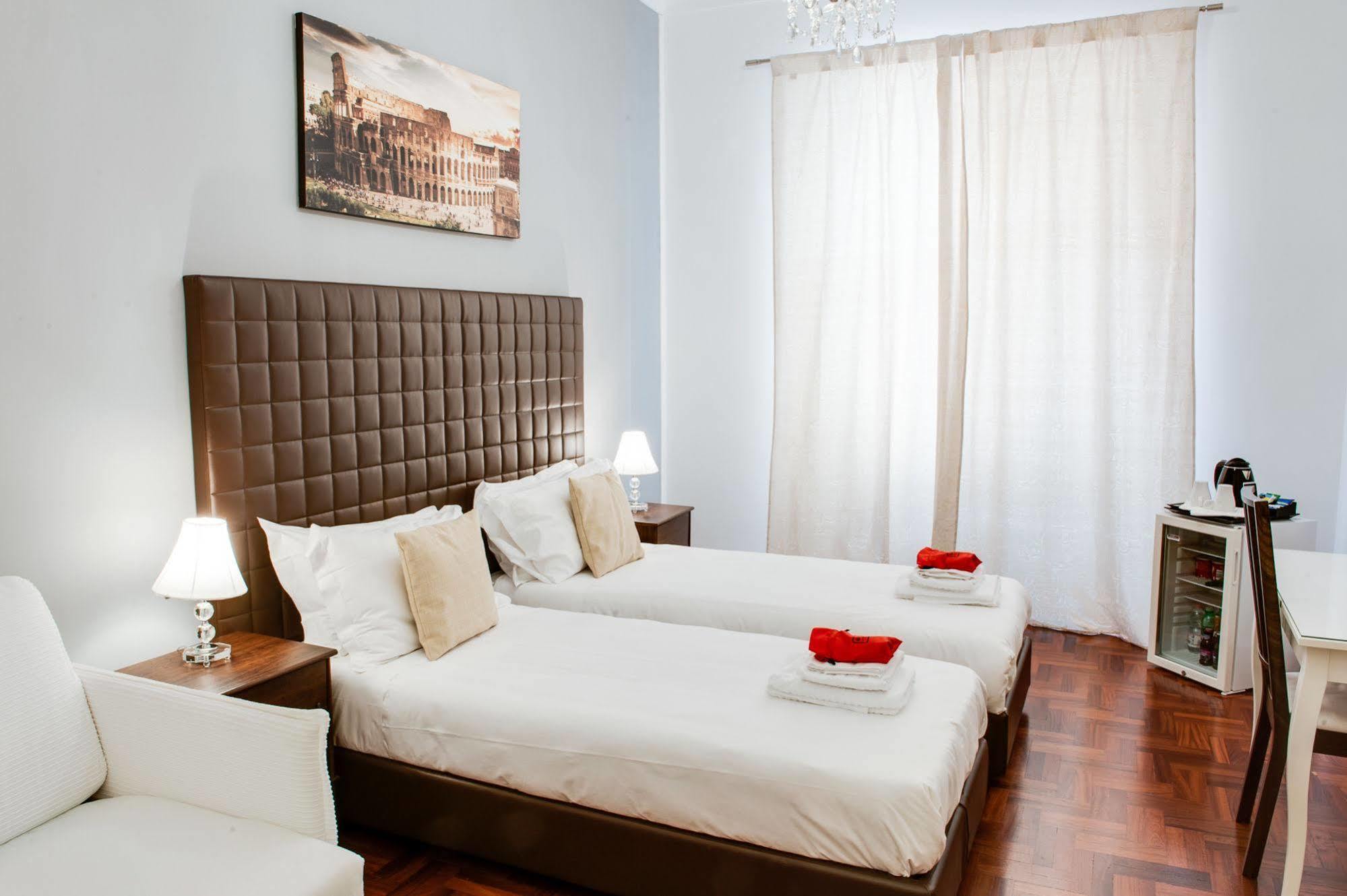 Lh Royal Terrace Pensión Roma